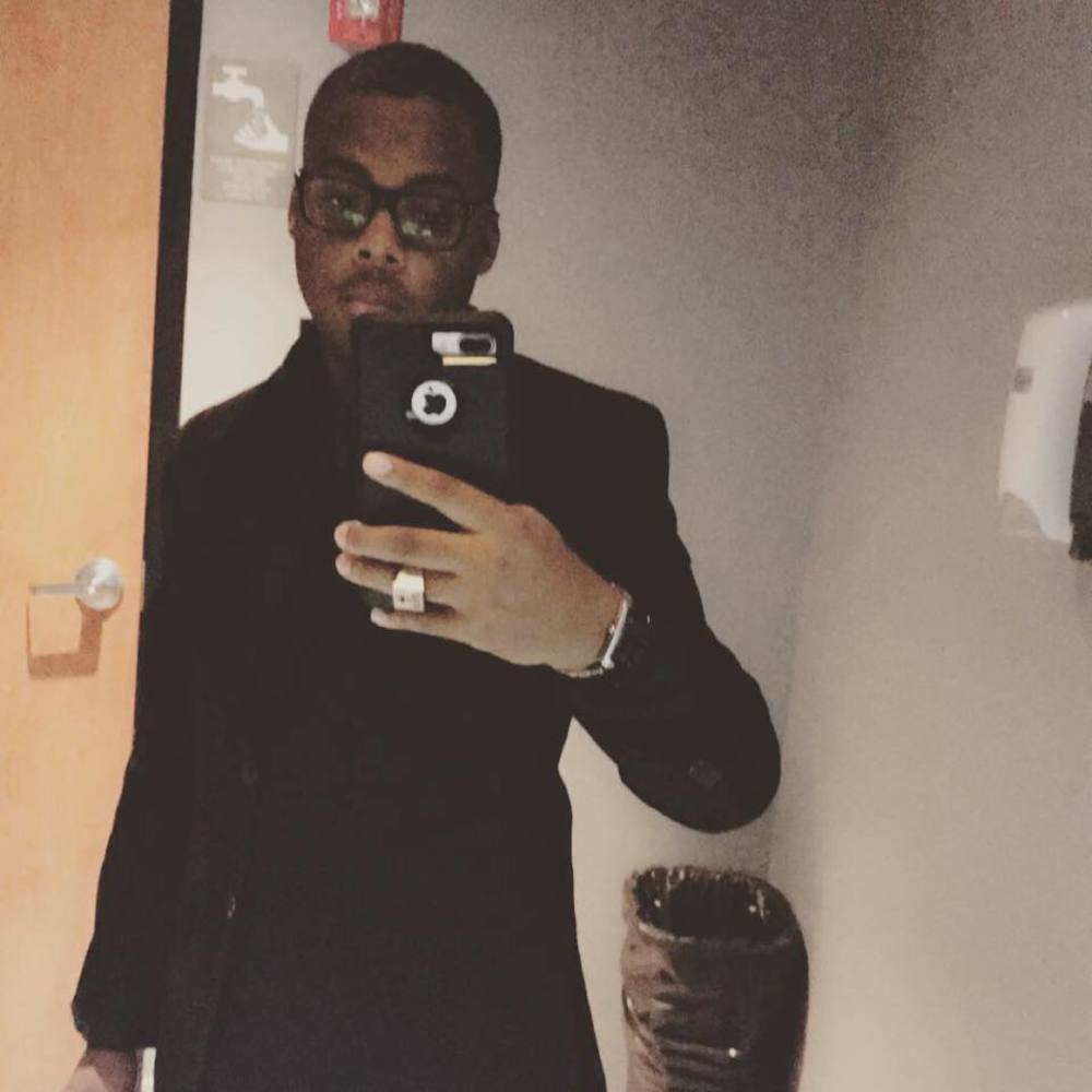 Meet your Posher, Nola